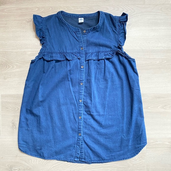 Old Navy Tops - Old Navy Denim Sleeveless Ruffle Top Size M